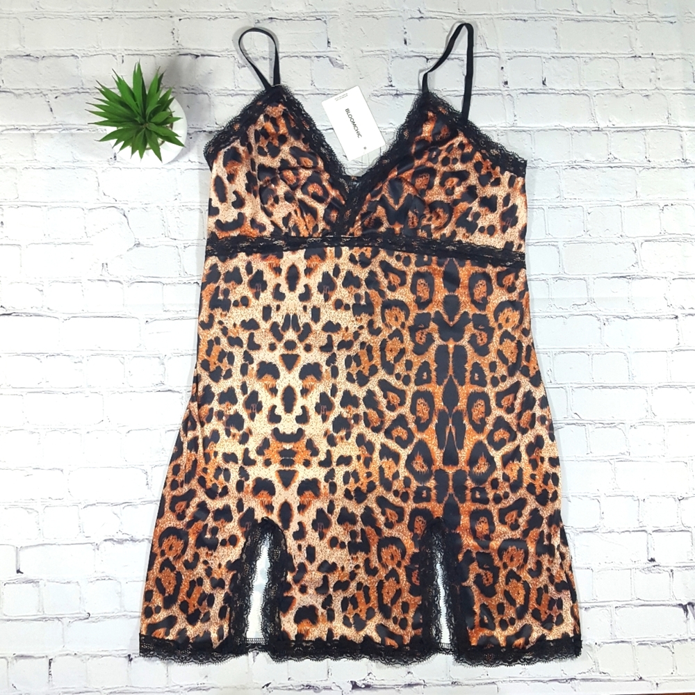 Bloom Chic Women's Size 12 Leopard Nightie NWT